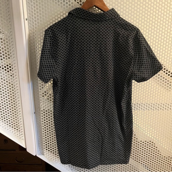 Men’s All In Motion Short-sleeve Polo Shirt Size Medium Black and White GUC - Picture 4 of 8